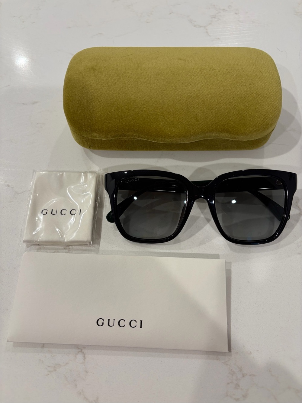 Gucci Women's Black Square Sunglasses - New